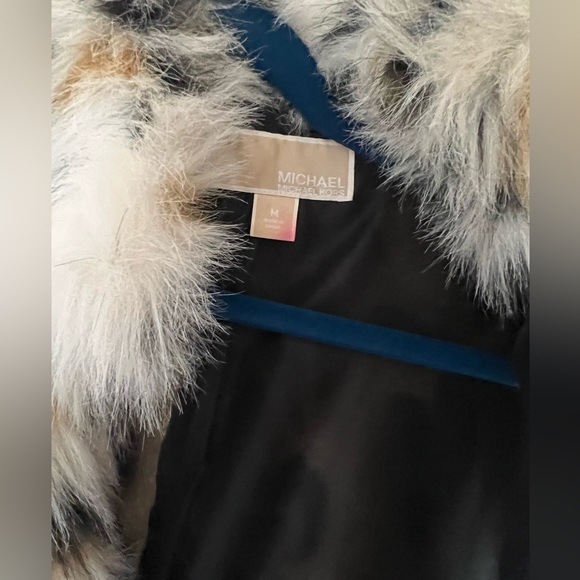 Michael Kors Fur vest - Picture 3 of 6